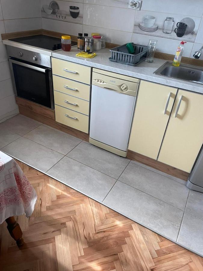 Apartments "Predah Kod Baraca" Nis Luaran gambar