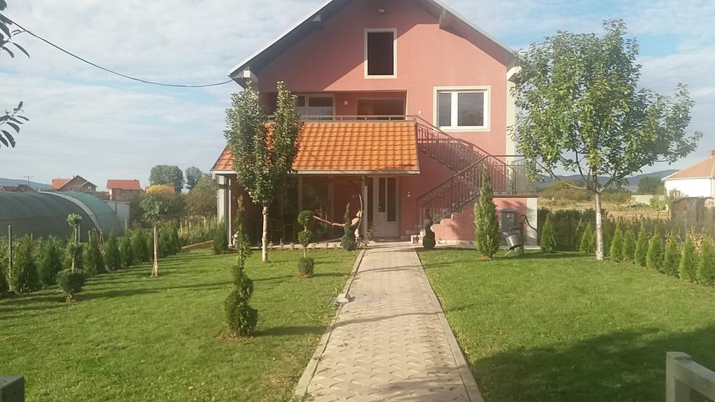 Apartments "Predah Kod Baraca" Nis Luaran gambar