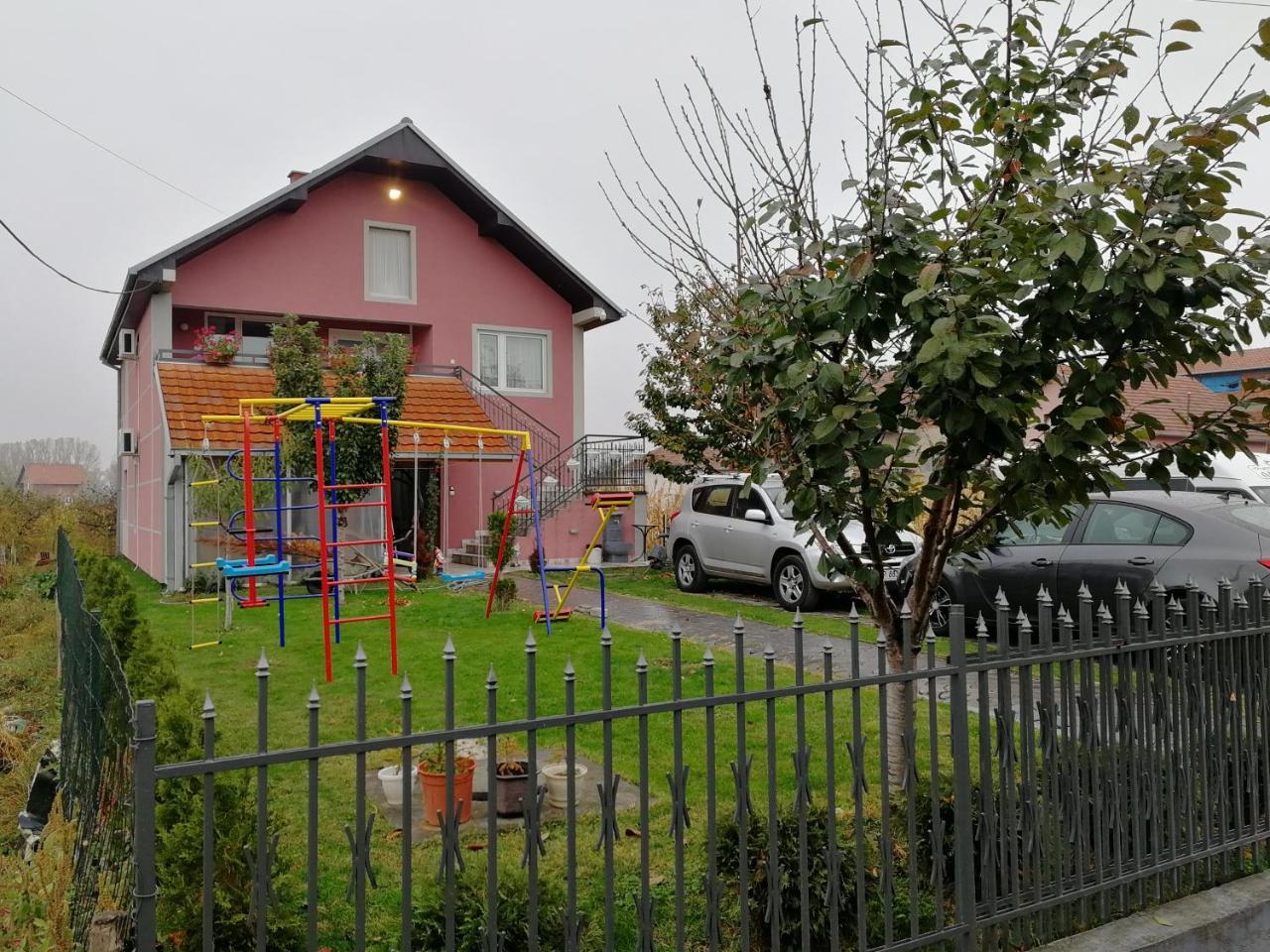 Apartments "Predah Kod Baraca" Nis Luaran gambar